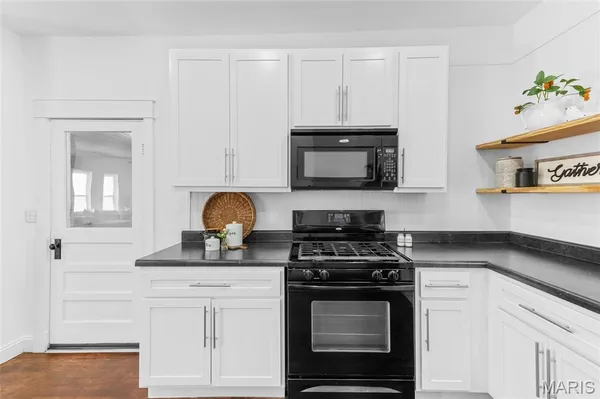 $325,000 | 4501 Wanda Road, Edwardsville, IL 62025