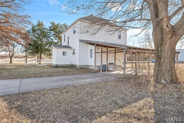 $325,000 | 4501 Wanda Road, Edwardsville, IL 62025