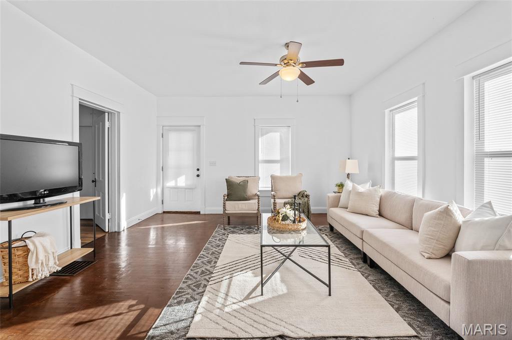 4501 Wanda Road Edwardsville, IL 62025 - Photo 8 of 46