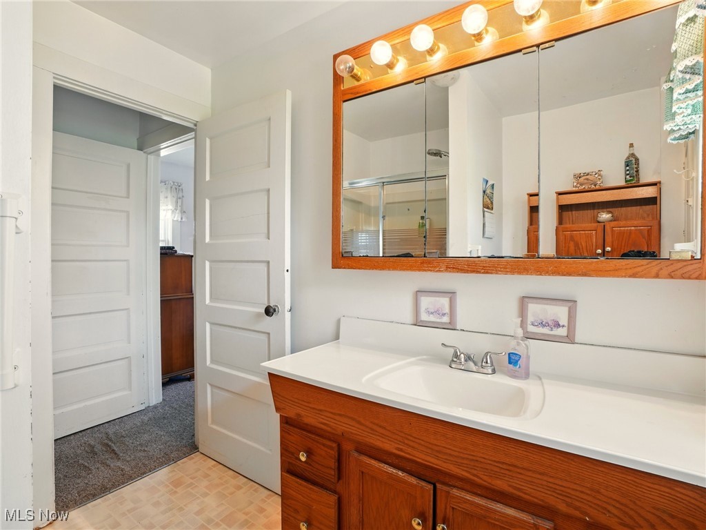 2942 South Ridge Road East Kingsville, OH 44048 - Photo 16 of 35 Bathroom 1