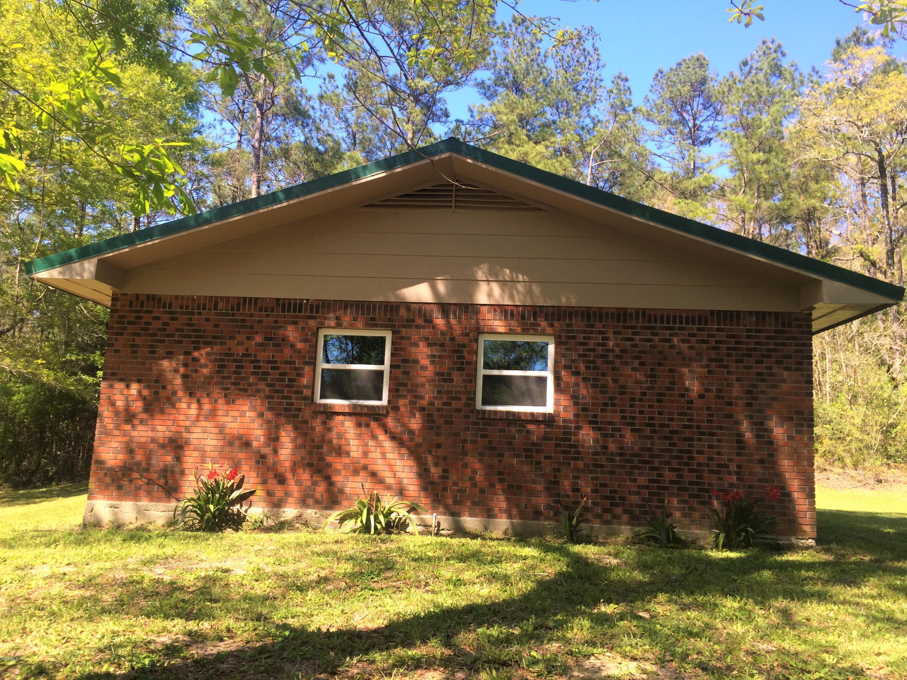 10 Anderson Road Perkinston, MS 39573 - Photo 10 of 40 IMG_6161