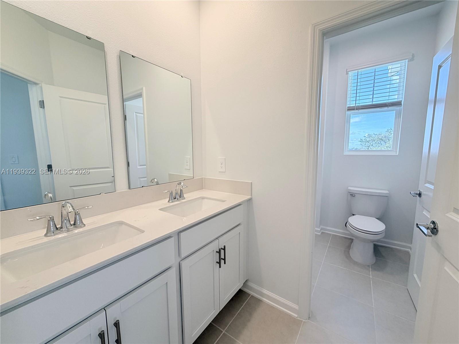 2513 Spring Tune Alley Kissimmee, FL 34744 - Photo 12 of 17