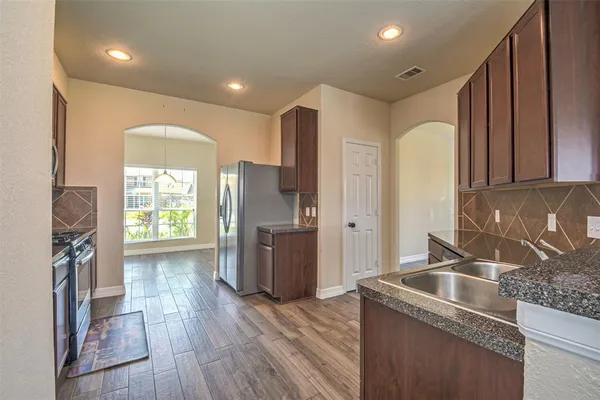 $2,300 | 17822 Aveleigh Lane, Humble, TX 77396