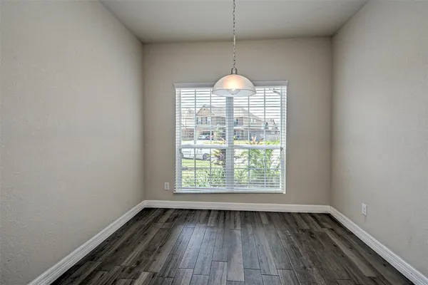 $2,300 | 17822 Aveleigh Lane, Humble, TX 77396
