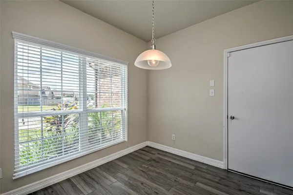$2,300 | 17822 Aveleigh Lane, Humble, TX 77396