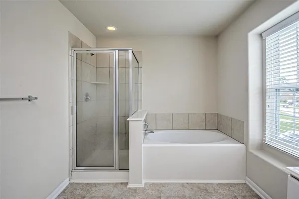 $2,300 | 17822 Aveleigh Lane, Humble, TX 77396