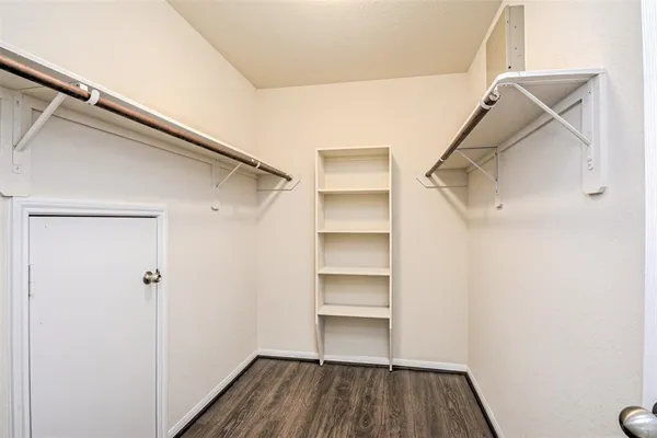 $2,300 | 17822 Aveleigh Lane, Humble, TX 77396