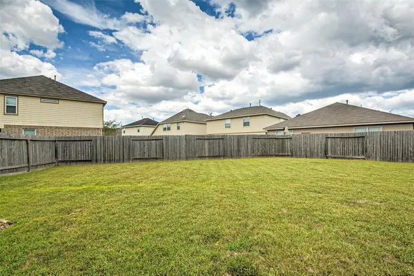 $2,300 | 17822 Aveleigh Lane, Humble, TX 77396