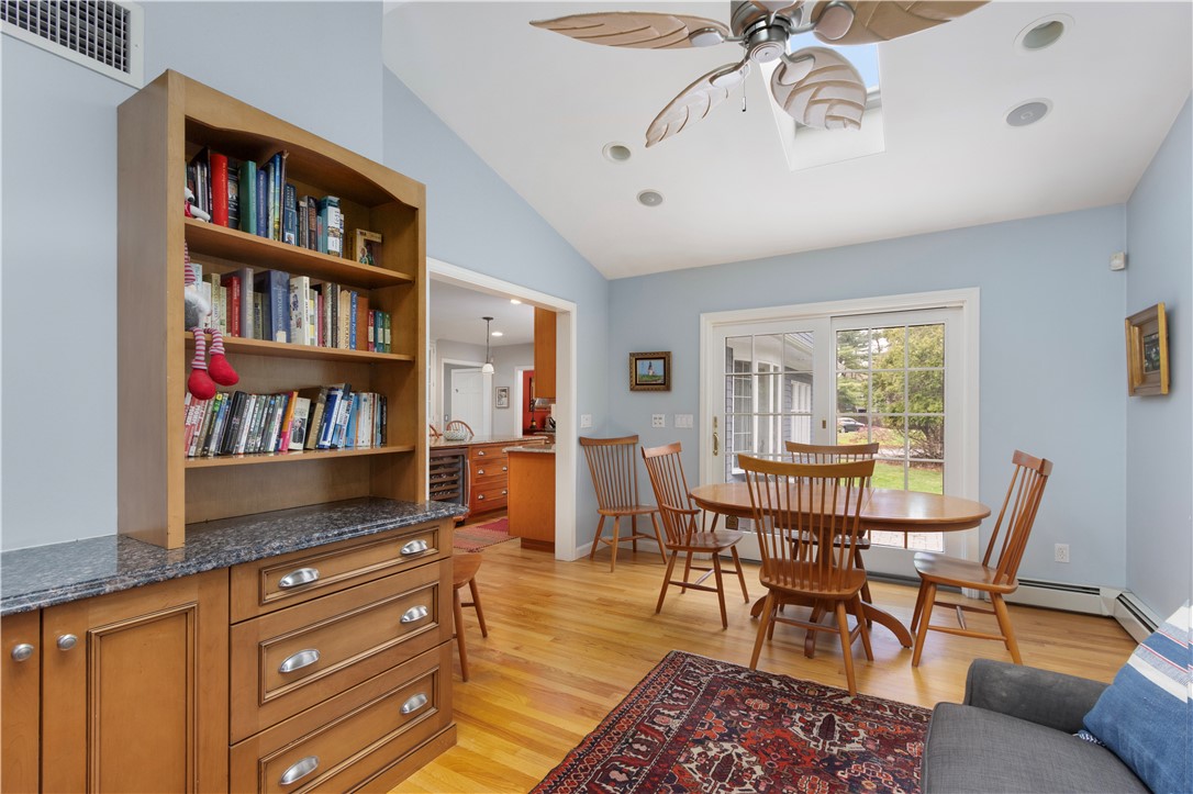 1 Pierce Court Barrington, RI 02806 - Photo 12 of 46