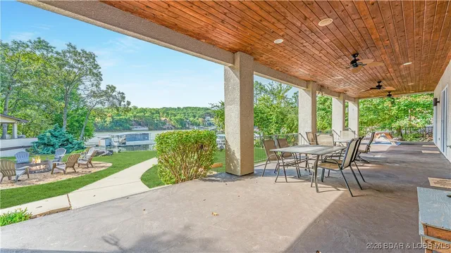 $1,899,000 | 298 Tropical Trail, Sunrise Beach, MO 65079