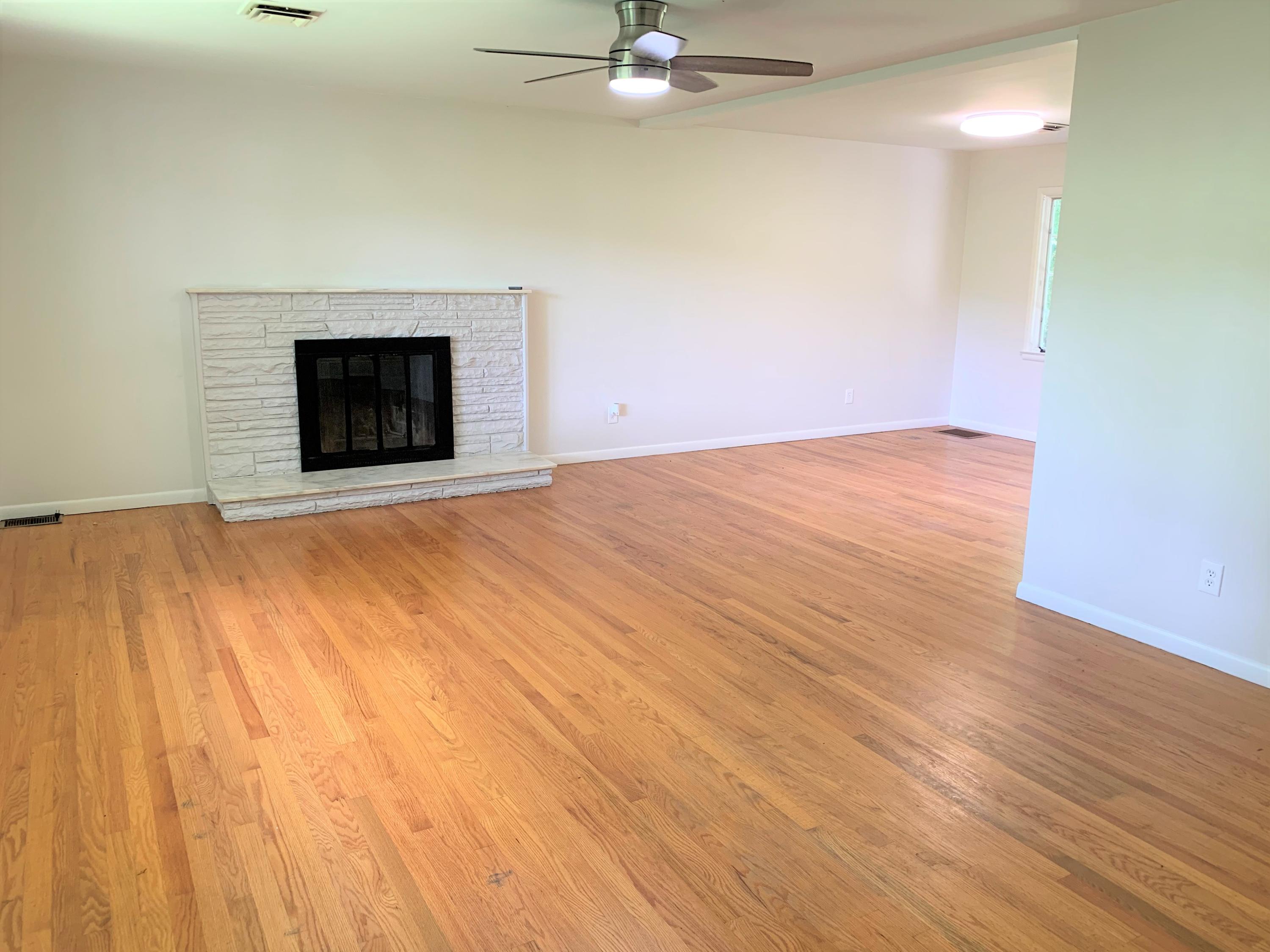 13120 Harrison Road Knoxville, TN 37934 - Photo 5 of 23 Family Room
