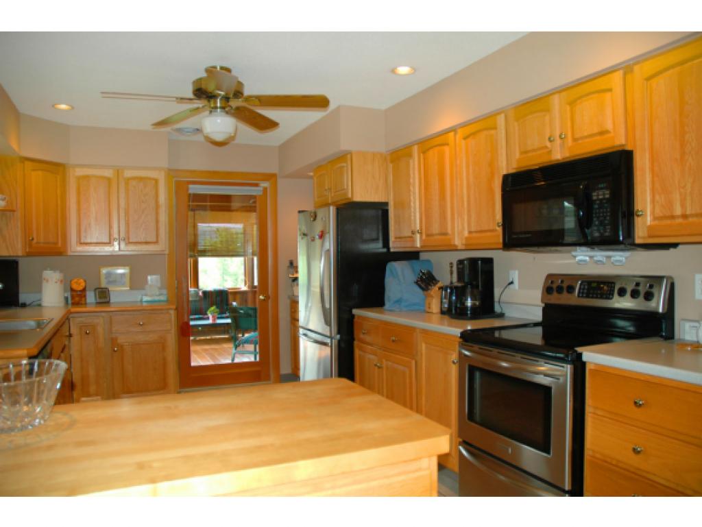 1226 Deer Valley Road Townshend, VT 05353 - Photo 15 of 36