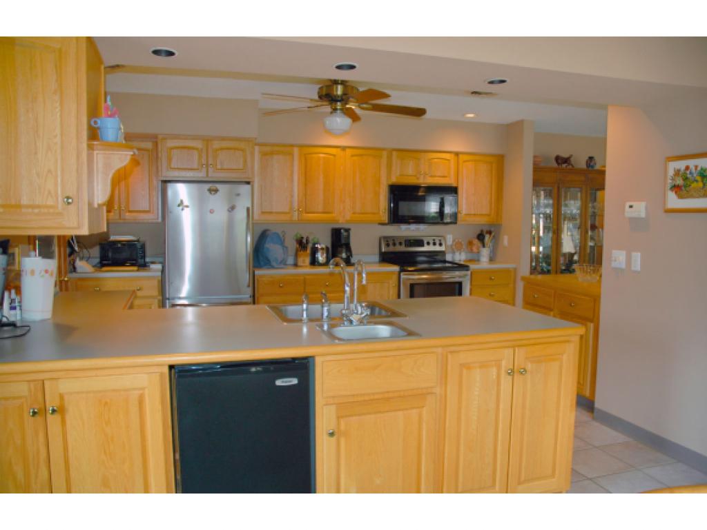 1226 Deer Valley Road Townshend, VT 05353 - Photo 17 of 36