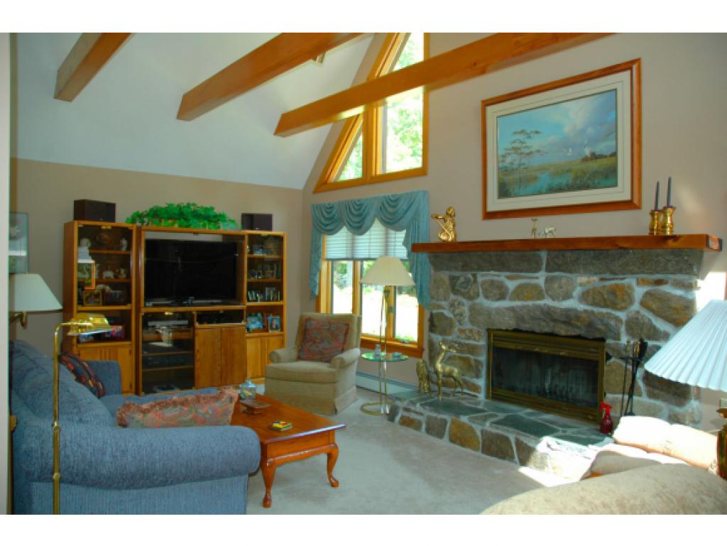 1226 Deer Valley Road Townshend, VT 05353 - Photo 19 of 36