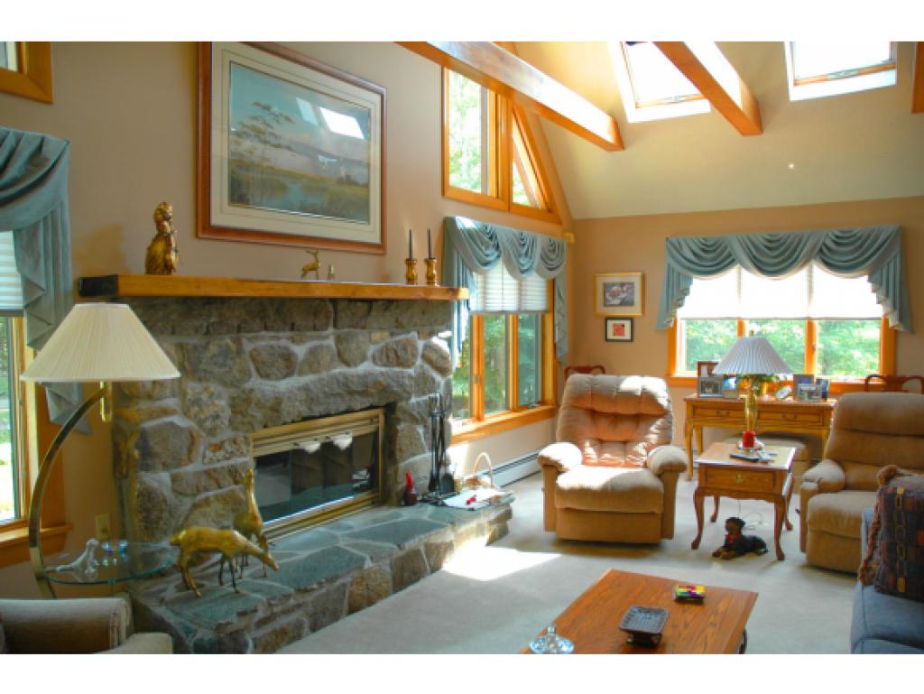 1226 Deer Valley Road Townshend, VT 05353 - Photo 20 of 36
