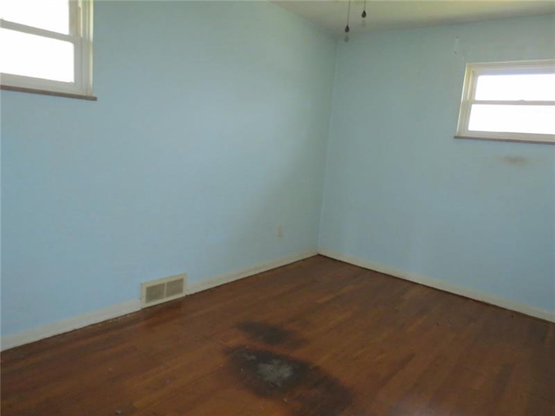 1302 Spring Street Latrobe, PA 15650 - Photo 9 of 10 Gallery Image 9