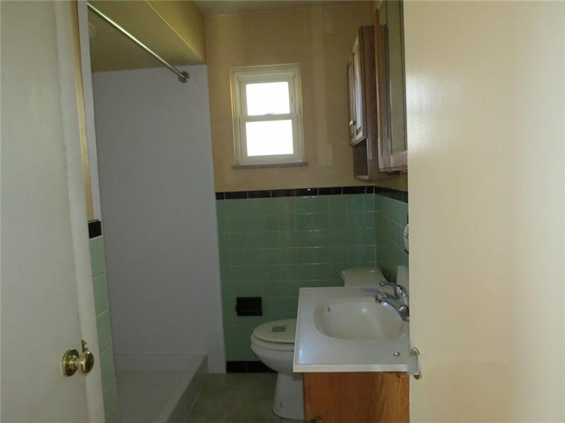 1302 Spring Street Latrobe, PA 15650 - Photo 10 of 10 Gallery Image 10