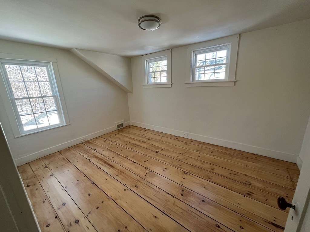 30 Court Street Groton, MA 01450 - Photo 18 of 22