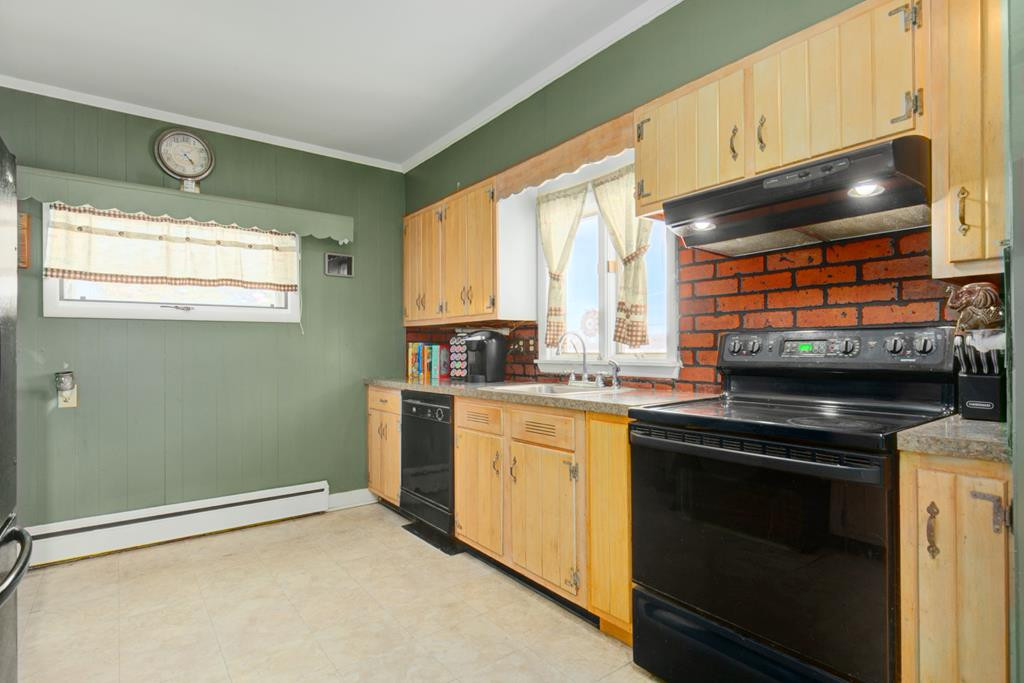 400 Porter Road Malone, NY 12953 - Photo 7 of 25 Gallery Image 7