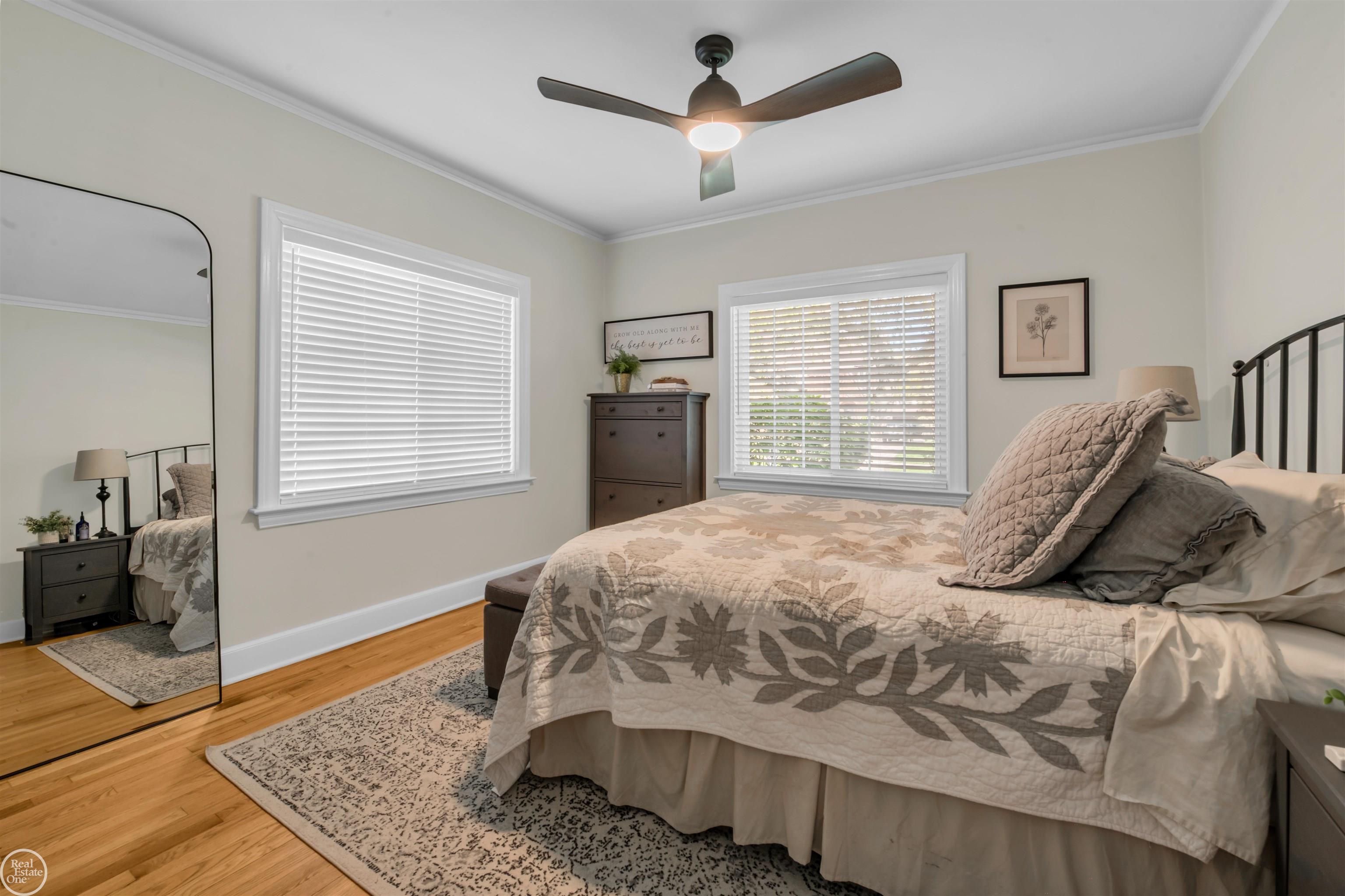 947 Lincoln Road Grosse Pointe, MI 48230 - Photo 19 of 36 50107165-18.JPG