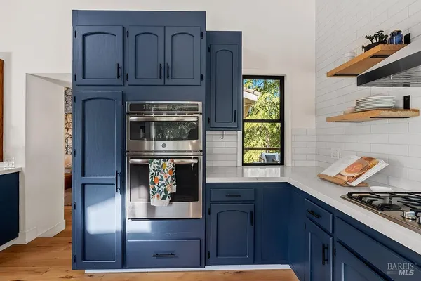 $1,695,000 | 913 Valley View Drive, Healdsburg, CA 95448