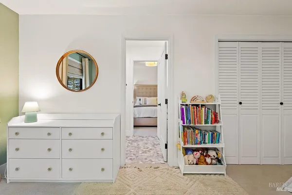 $1,695,000 | 913 Valley View Drive, Healdsburg, CA 95448