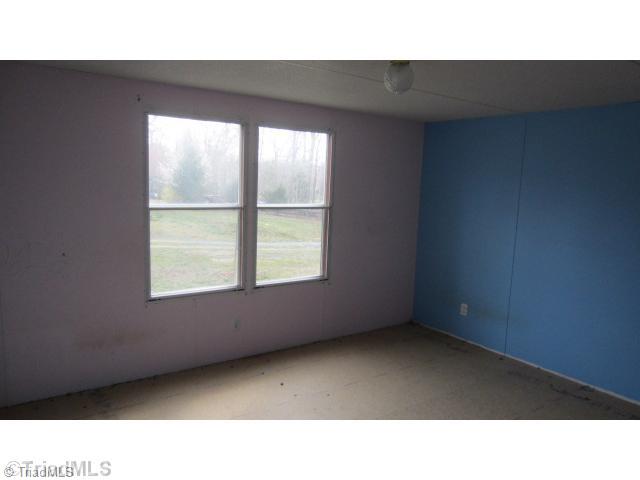 278 Flynt Road Liberty, NC 27298 - Photo 3 of 8 Interior Space/Layout.