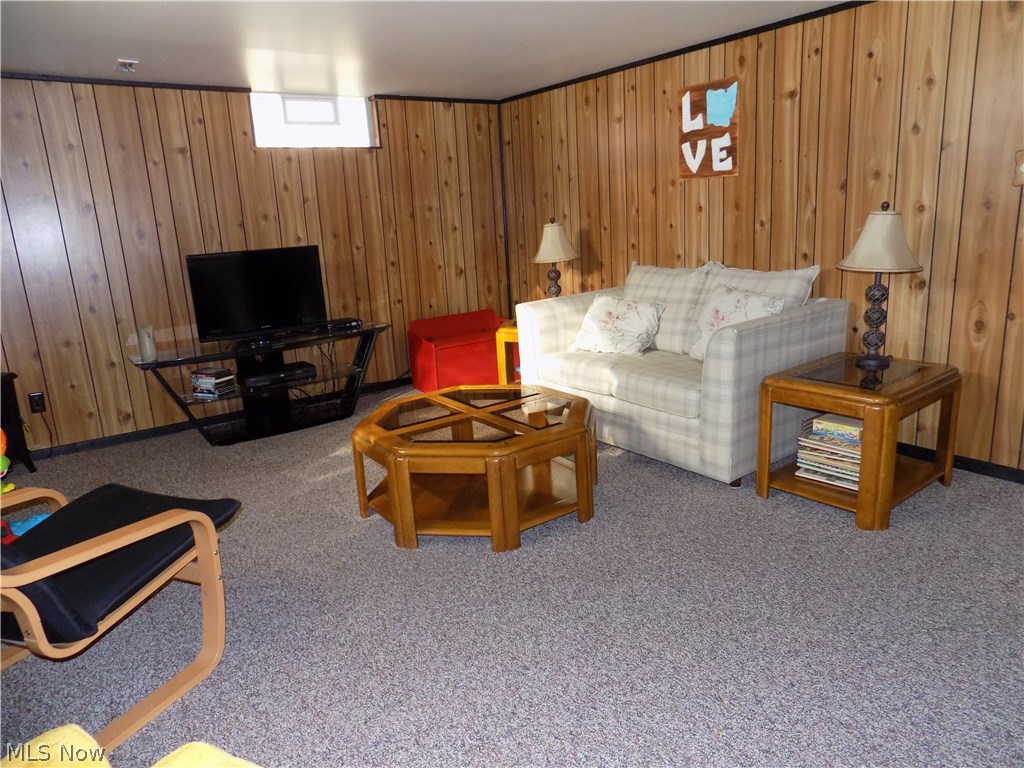 4903 Redfern Road Parma, OH 44134 - Photo 23 of 25