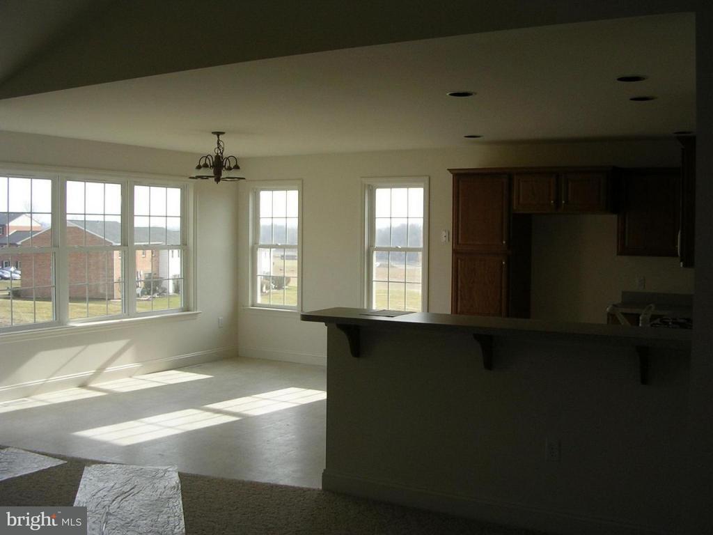 621 Hamaker Road, Unit 6 Manheim, PA 17545 - Photo 5 of 7