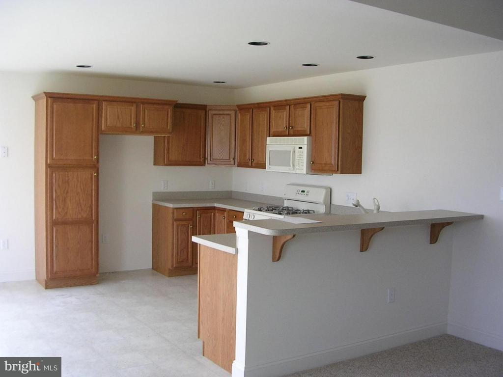 621 Hamaker Road, Unit 6 Manheim, PA 17545 - Photo 6 of 7
