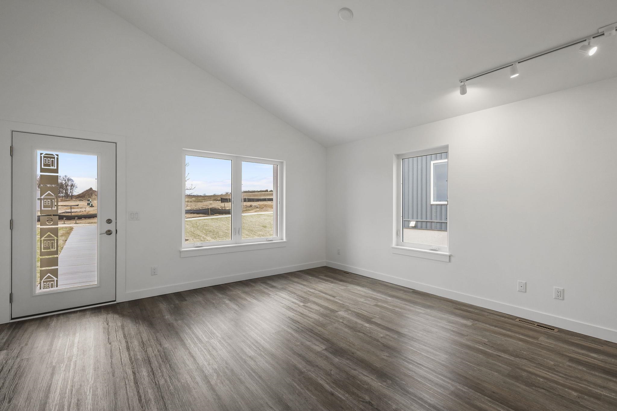 116 Lupine Poynette, WI 53955 - Photo 5 of 38
