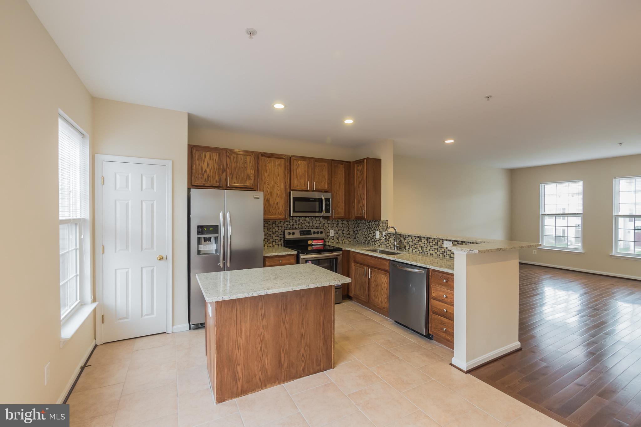 Updated Kitchen all new  stainles steel appliances