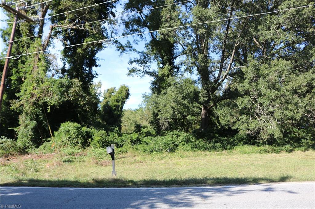 2058 Bishop Road Greensboro, NC 27406 - Photo 11 of 15