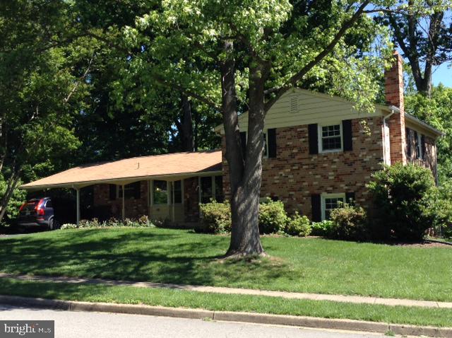 8806 Dianne Place Springfield, VA 22152 - Photo 1 of 1