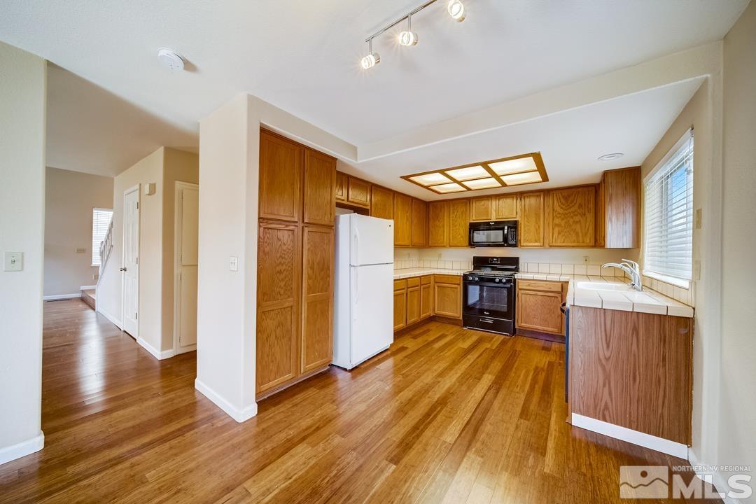 7559 Whimbleton Way Reno, NV 89511 - Photo 12 of 30 Photo 12