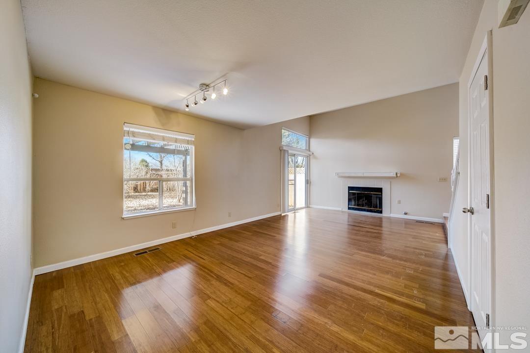 7559 Whimbleton Way Reno, NV 89511 - Photo 4 of 30 Photo 4