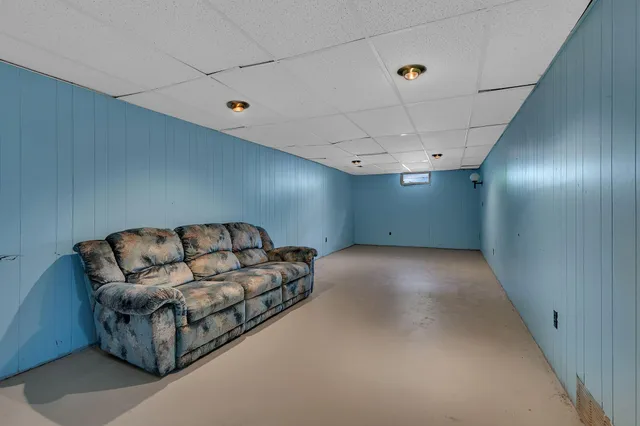 $249,000 | 1509 10th Street Southeast, Willmar, MN 56201