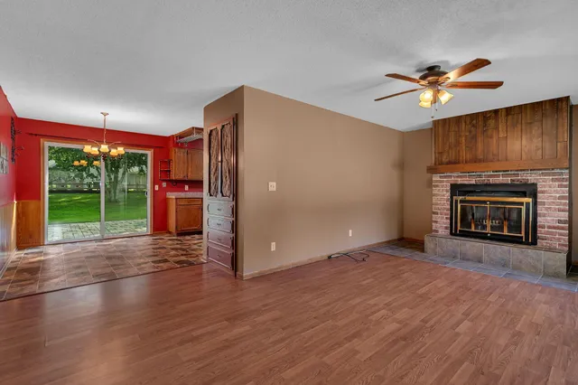 $249,000 | 1509 10th Street Southeast, Willmar, MN 56201