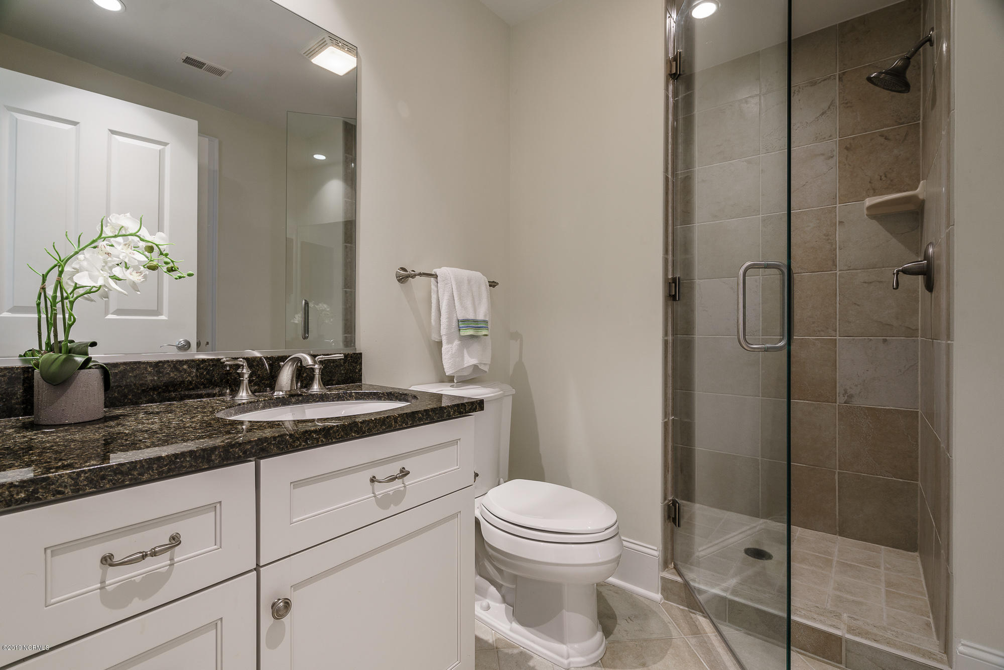 1435 Salter Path Road, Unit F2 Indian Beach, NC 28512 - Photo 19 of 36 Full Bath