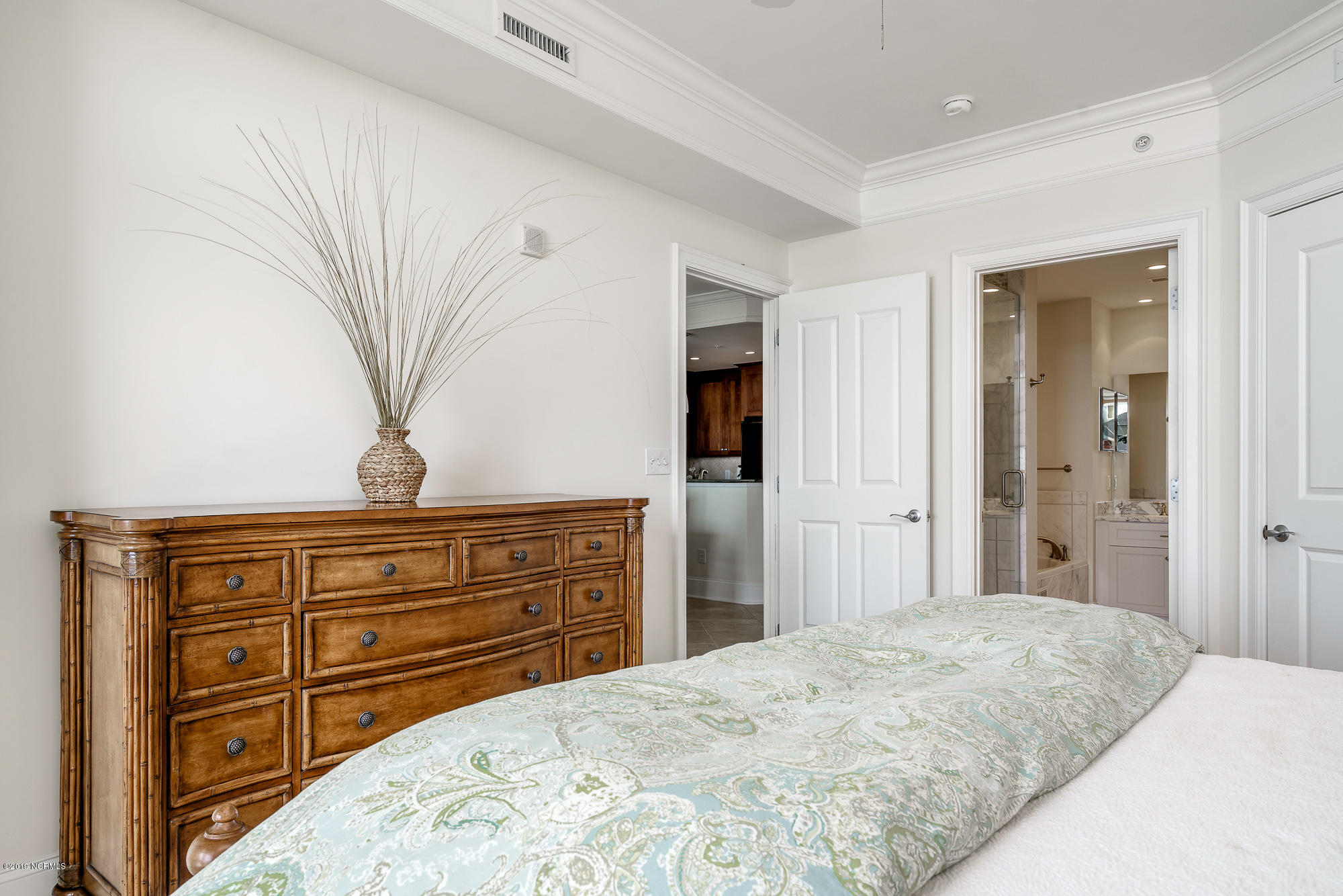 1435 Salter Path Road, Unit F2 Indian Beach, NC 28512 - Photo 10 of 36 Master Bedroom Suite