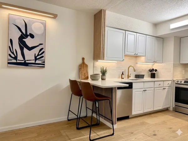 $849,000 | 1731 Beacon Street, Unit 4, Brookline, MA 02445