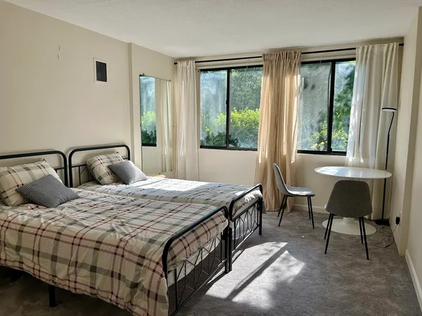 $849,000 | 1731 Beacon Street, Unit 4, Brookline, MA 02445