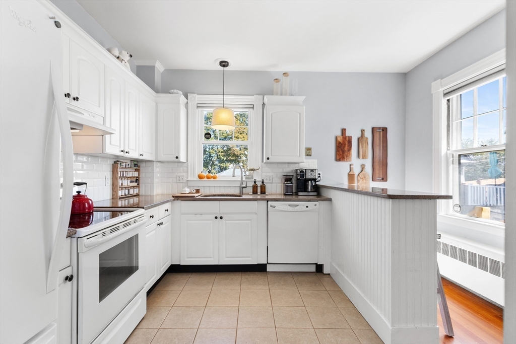 11 Highland Avenue, Unit 1 Beverly, MA 01915 - Photo 8 of 12