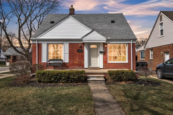 $229,900 | 3370 Smith Street, Dearborn, MI 48124