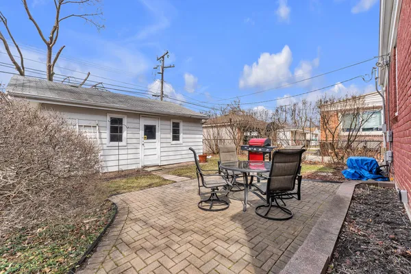 $229,900 | 3370 Smith Street, Dearborn, MI 48124