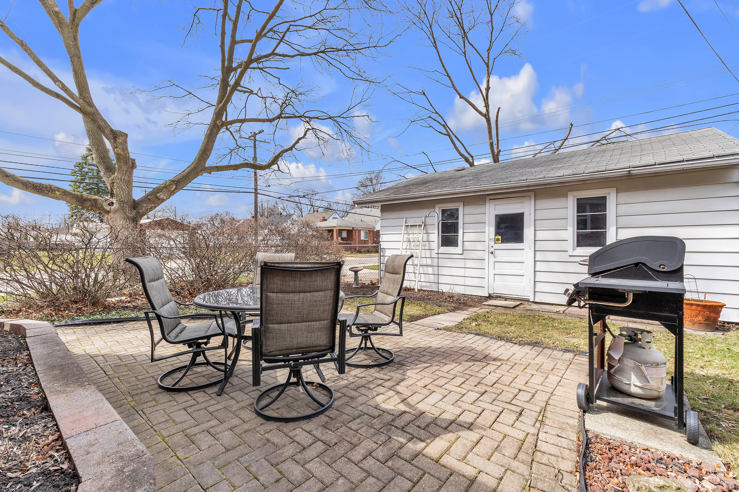 3370 Smith Street Dearborn, MI 48124 - Photo 23 of 30 smith-39