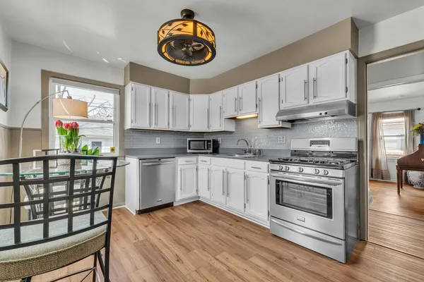 $229,900 | 3370 Smith Street, Dearborn, MI 48124