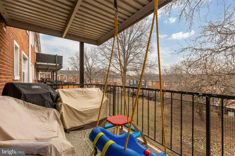 $499,900 | 4608 28th Road South, Unit A, Arlington, VA 22206