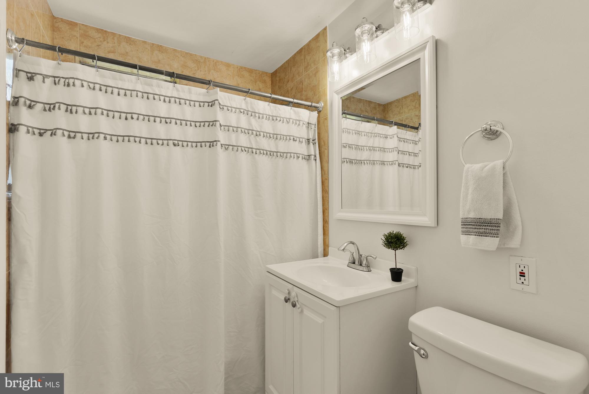 4608 28th Road South, Unit A Arlington, VA 22206 - Photo 17 of 37