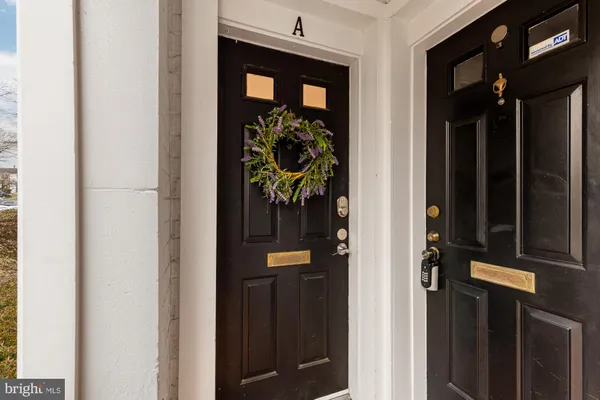 $499,900 | 4608 28th Road South, Unit A, Arlington, VA 22206